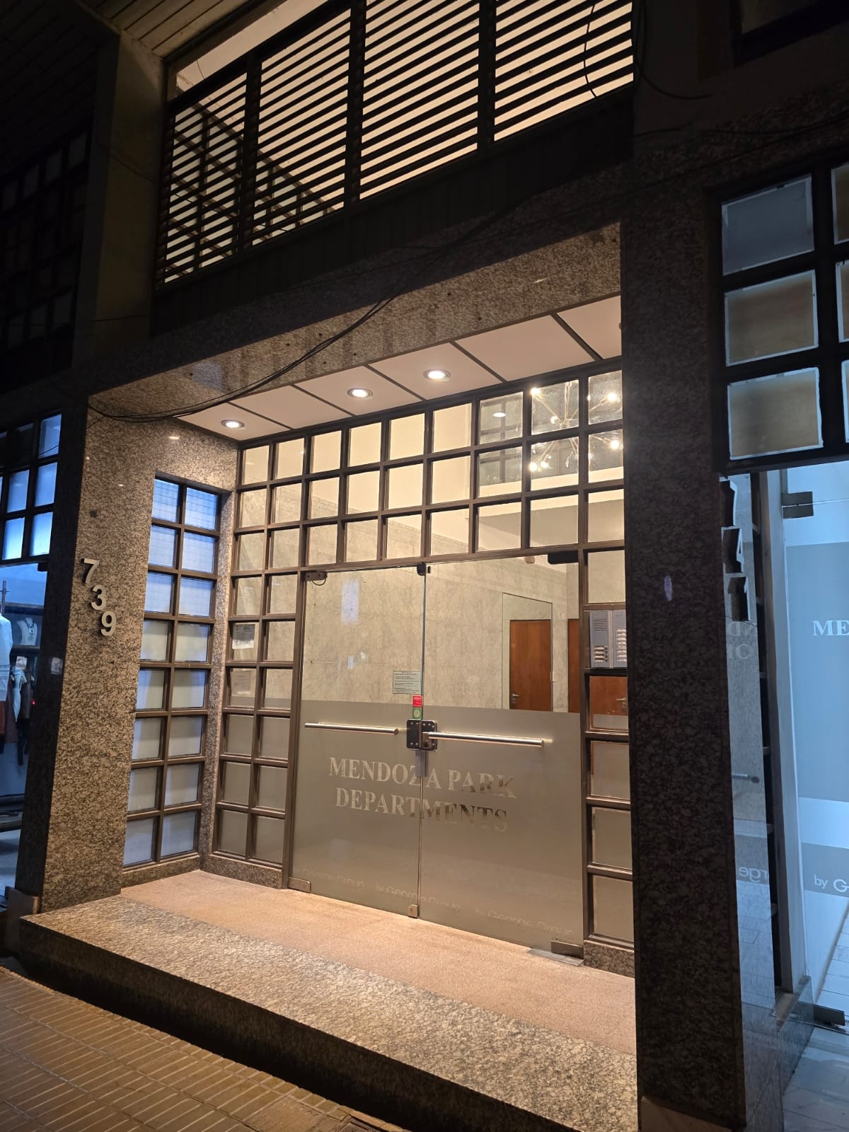 Frente del estudio jurídico Vega y Barboza Abogados